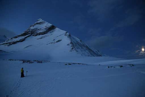 The moon was still bright as we approaching the base of Little Hector