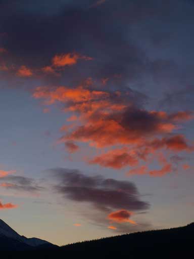 A bit clouds added to the scenery, especially in the morning