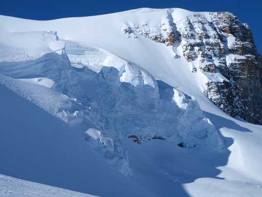 Impressive seracs coming from Mount Rhondda