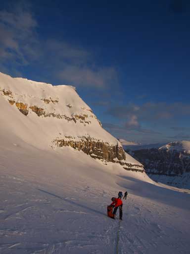 The biggest crevasses are near the base of Little Hector. We'd already passed them.