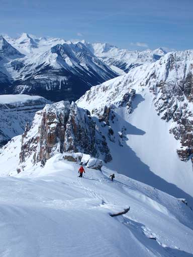 Mike and Wil approaching the flat bench before the push up false summit