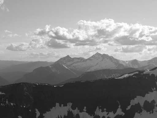 Kenow Mountain and Miskwasini Peak