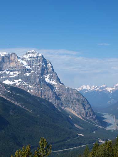 The impressive Mount Stephen