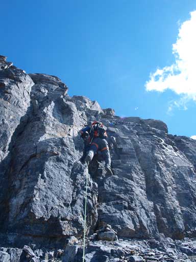 Kevin leads up the crux chimney