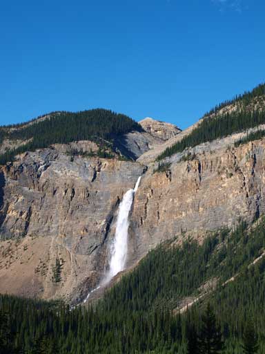 An obligatory shot of Takakkaw Falls at the end of the day.