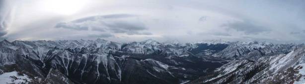 Another summit view from GR385487