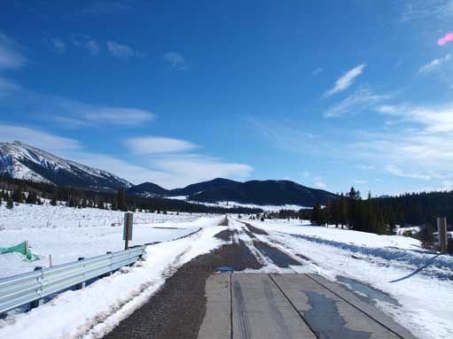 Walking back along RR 940. No other peaks on this day.