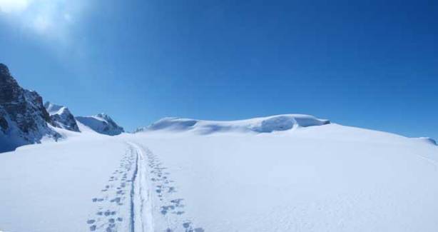 Here is where we got separated. Gordon on right. It looks much closer than it really is.