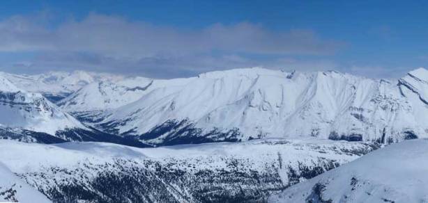 More unnamed peaks on the East side of parkway