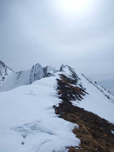 Now I topped out on summit ridge, this is looking towards the summit (left)