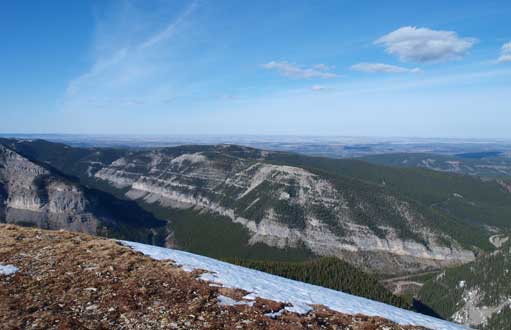 The foothills and the prairie