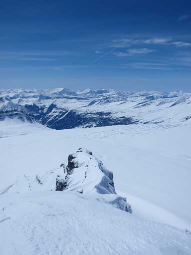 Looking down another ridge, and you can also see a heavily crevassed area.