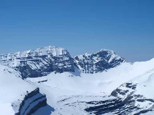 Zooming-in towards Blackface and Climax