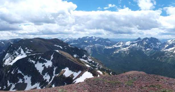 Looking back at Barnaby Ridge from GR907662