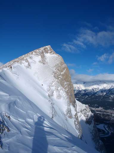 Looking back to Ha Ling from Ha Ling/Miner's col. It's quite impressive