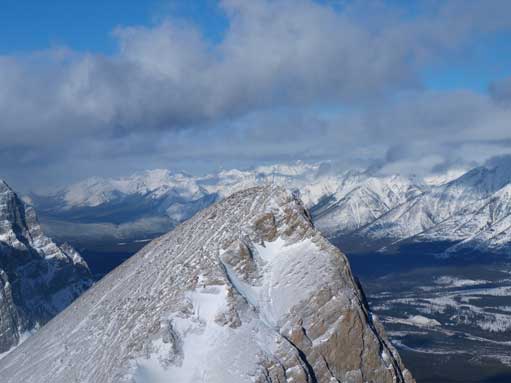 Zooming-in towards the summit of Ha Ling
