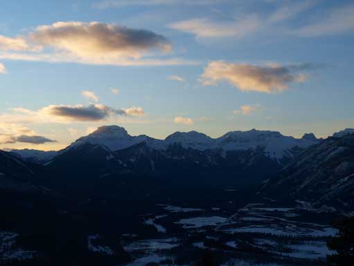 Massive Range (Bourgeau, Brett, Pilot)