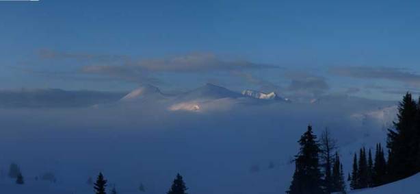 Our objective, Quartz Hill, poking through the morning mist