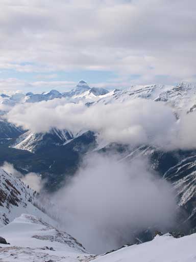 Looking into BC side. The valleys are deeper this side.