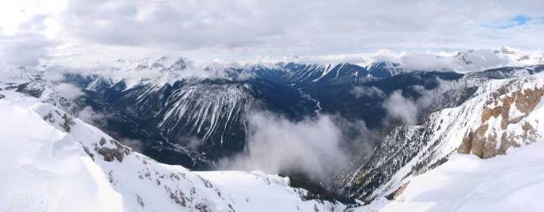 One last panorama of BC side (Mt. Assiniboine Provincial Park)
