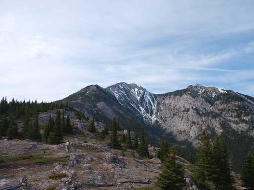 Thunder Mountain is as simple as it looks. Route basically follows the left skyline ridge up.