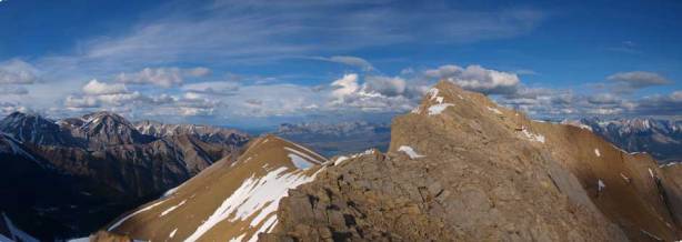 Beautiful panorama view from where I took the break. The peak is the false summit