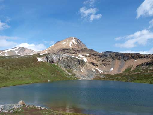 At Helen Lake now, Cirque Peak behind