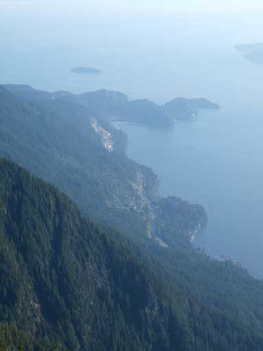Zooming-in towards Horseshoe Bay. Note the Sea to Sky Highway below
