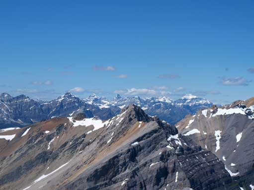 Zooming-in towards the Ten Peaks and Mount Temple
