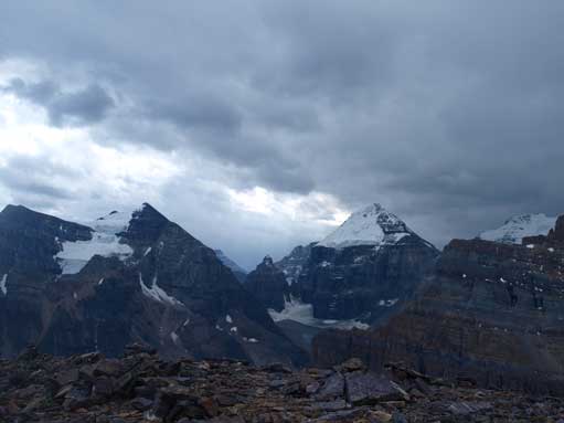 Aberdeen on left; Lefroy right of center