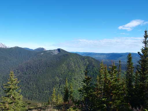 This bump also has a name, Prime Mountain (unofficial though)