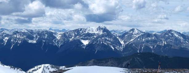 Bosche Range with Mount Aeolus being the highest