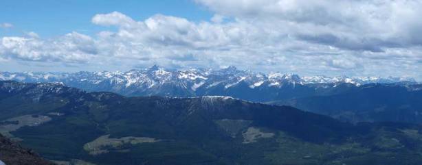 Three Sisters and Bisaro steals the show towards Fernie area