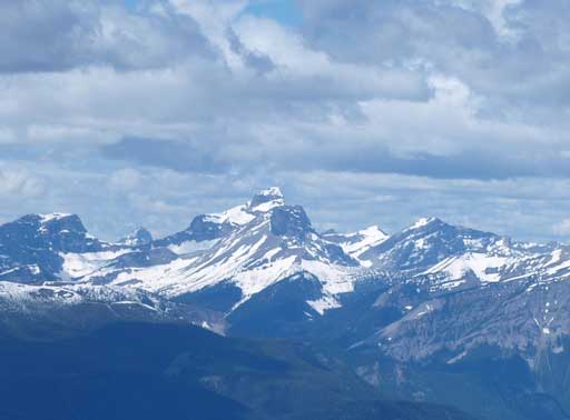 A closer look at Mount Washburn