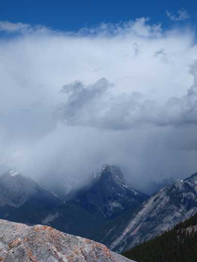 The rain clouds and Sawback Range