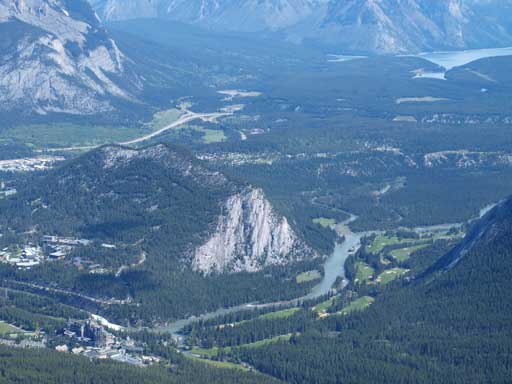 Zooming-in towards Tunnel Mountain and Banff