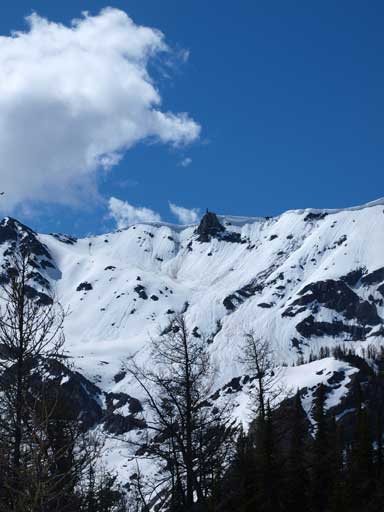 Like many summits in the Columbia Valley, this one also has a "green tower"