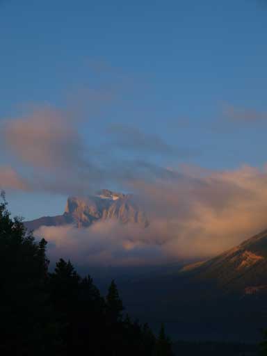 Great morning lighting on Chinook Peak
