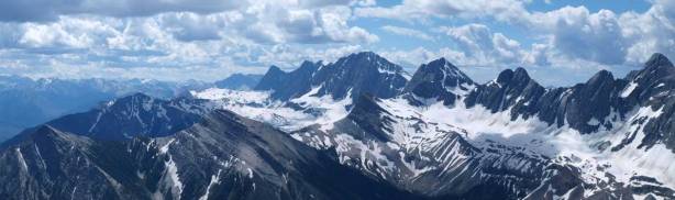 Looking south. Mount Wardle is at the end of this range.