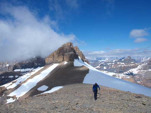Hiking up Lioness Peak, with Lion Peak behind