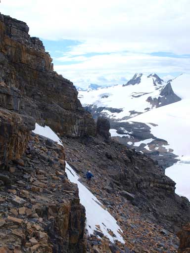 At the summit block, we firstly traversed climber's left to Thompson side
