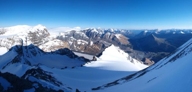 Panorama from the descent. The colours are constantly changing so that's why I took so many panoramas.
