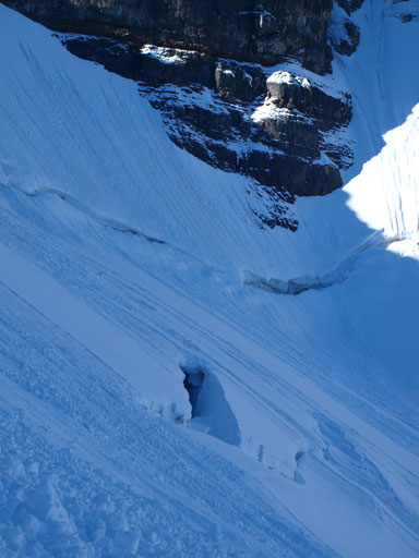 Giant schrund on Andromeda's side