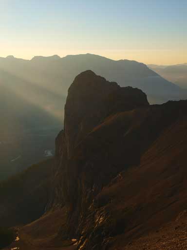 There're many interesting sub-peaks like this