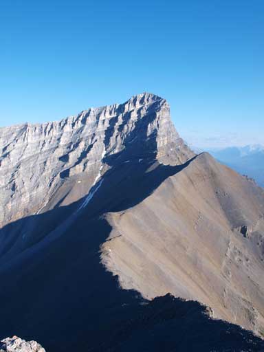 Finally we could focus on the last bit of this traverse. Looking towards Peak VII, the main summit