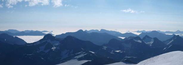 Another photo showing the sea of clouds