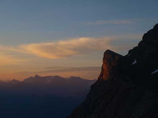 A zooming-in photo of a distinct outlier