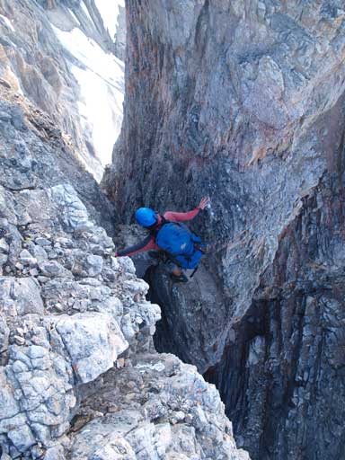 There's a chockstone to support him. 