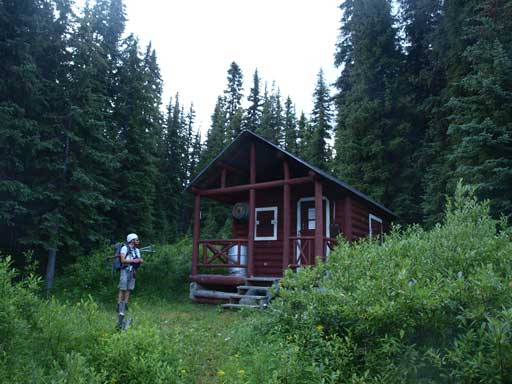 Back to the warden cabin, still 8km to go...