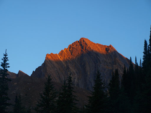 Alpenglow on an unnamed peak between Ogden and Niles
